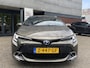 Toyota Corolla Touring Sports 1.8 HYBRID 140 DYNAMIC NAVI STOELVERW EL-ACHTERKLEP PARK-SENSOREN 17'' LM-VELGEN LED APPLE/ANDROID KEYLESS NL-AUTO