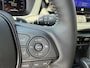 Toyota RAV4 2.5 Hybrid AWD GR SPORT | Sportief en luxe | JBL Premium audio | Dodehoekdetectie | Rondomzicht camera | Parkeersensoren | Kunstlederen/alcantara bekleding | Keyless | 19" LM velgen met sierstreep |