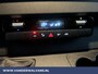 Mercedes-Benz Sprinter 317 CDI 170pk L3H2 Euro6 Airco | Navigatie | Camera | Apple Carplay | Android Auto Chauffeursstoel, Bijrijdersbank