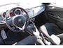 Alfa Romeo Giulietta 1.4 T Sprint | Automaat | Navigatie | Alcantara | Parkeersensoren Achter