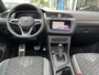 Volkswagen Tiguan 1.4 TSI eHybrid 2x R-Line / AUTOMAAT/ 245PK/ PANO/ KEYLESS/ ADAPT. CRUISE/ CLIMA 3 ZONE/ DIGITAL DASH/ NAVI/ DAB/ APP-CONNECT/ BLUETOOTH/ STOEL-STUUR VERWARM./ HEAD-UP DISPLAY/ RIJ-MODI/ PARK. SENSOREN