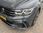 Volkswagen Tiguan 1.4 TSI eHybrid 2x R-Line / AUTOMAAT/ 245PK/ PANO/ KEYLESS/ ADAPT. CRUISE/ CLIMA 3 ZONE/ DIGITAL DASH/ NAVI/ DAB/ APP-CONNECT/ BLUETOOTH/ STOEL-STUUR VERWARM./ HEAD-UP DISPLAY/ RIJ-MODI/ PARK. SENSOREN