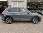 Volkswagen Tiguan 1.4 TSI eHybrid 2x R-Line / AUTOMAAT/ 245PK/ PANO/ KEYLESS/ ADAPT. CRUISE/ CLIMA 3 ZONE/ DIGITAL DASH/ NAVI/ DAB/ APP-CONNECT/ BLUETOOTH/ STOEL-STUUR VERWARM./ HEAD-UP DISPLAY/ RIJ-MODI/ PARK. SENSOREN
