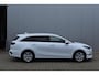 Kia Ceed SW PE 1.5 T-GDi MHEV DynamicPlusLine Automaat | Navigatie | Adaptieve cruise control | Elektrisch bedienbare achterklep