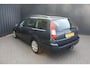Ford Mondeo Wagon 1.8-16V Ambiente APK 5-26