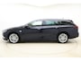 Opel Insignia Sports Tourer 1.6 CDTI Business Executive | 136PK | AUTOMAAT | OPC-Line | Trekhaak | Dodehoek Detectie | Apple carplay & Android auto | AGR comfort stoelen | Elektrische Achterklep | Navigatie | Camera achter | Climate control | Winterpakket | Verwarmd voorruit |