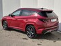 Hyundai Tucson 1.6 T-GDI PHEV 265pkl Plug-in N Line 4WD Automaat / Achteruitrijcamera / Apple Carplay Android Auto / Adaptief cruise control / Trekgewicht 1350 Kg / Stuur- en Stoelverwarming / / Elektrische bedienbare achterklep /