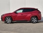 Hyundai Tucson 1.6 T-GDI PHEV 265pkl Plug-in N Line 4WD Automaat / Achteruitrijcamera / Apple Carplay Android Auto / Adaptief cruise control / Trekgewicht 1350 Kg / Stuur- en Stoelverwarming / / Elektrische bedienbare achterklep /