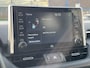 Toyota RAV4 Adventure , JBL Premium audio ,Stoel- & stuurwiel verwarming , Elek. Achterklep ,Elek. Inklapbare buitenspiegels , Autom. Dimmende binnenspiegel , Keyless , Treeplanken