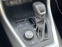 Toyota RAV4 Adventure , JBL Premium audio ,Stoel- & stuurwiel verwarming , Elek. Achterklep ,Elek. Inklapbare buitenspiegels , Autom. Dimmende binnenspiegel , Keyless , Treeplanken