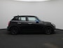MINI One Mini 5 door NAVIGATIE | LICHTMETALEN VELGEN | CLIMA | PDC | BLUETOOTH | VOORUIT & ACHTERUIT VERWARMING |