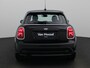 MINI One Mini 5 door NAVIGATIE | LICHTMETALEN VELGEN | CLIMA | PDC | BLUETOOTH | VOORUIT & ACHTERUIT VERWARMING |