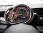 MINI One Mini 5 door NAVIGATIE | LICHTMETALEN VELGEN | CLIMA | PDC | BLUETOOTH | VOORUIT & ACHTERUIT VERWARMING |