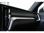 Volvo V60 Cross Country T5 Automaat AWD Pro | 1ste eigenaar | Dealeronderhouden | Harman Kardon premium audio| Adaptive cruise control | Stoelverwarming | Volvo on Call | Parkeerverwarming | Driver Alert Systeem | Schuif/kanteldak | Parkeercamera | Parkeersensoren voor + achter |