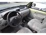 Renault Kangoo 1.6-16V Privilège NAP Luxe uitvoering !!!