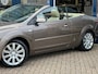 Ford Focus Coupé-Cabriolet 1.6-16V Titanium NL AUTO NAP! Leer l Cruise l Airco ECC l PDC l Trekhaak! TOPSTAAT l Dealer OH!