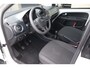 Volkswagen Up! 1.0 BMT move up! Tel.Bluetooth I Airco **HEMELVAART GEOPEND VAN 11.00 T/M 16.00**