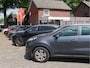 Kia Sportage PARELTJE * 1.6 GDI DynamicLine 130 Pk Benzine 4-Cilinders met 1.400 Kg Trekvermogen. * Navigatie * Trekhaak * DAB Radio * Achteruitrij Camera * Climate & Cruise Control * Hoge Zit *** Zéér nette Automobiel *** Vingerhoets: Vierde Generatie Eersteklas Service !