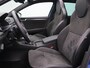 Skoda Superb Combi 1.4 TSI iV Sportline Business 218PK DSG Pano-Schuifdak, Keyless, Adaptieve Cruise Controle, 360gr. Camera, Stoel-Stuurverwarming, Side Assist, Virtual Cockpit, 19" LM Velgen
