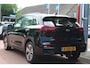 Kia e-Niro 64kWh *Dynamic* Facelift | SOH 100% | 3-Fase | Trekhaak | Carplay | Half-Leder | Camera | Adaptive Cruise & Climate Control | Orig. NL | Keyless |