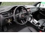 Porsche Macan 2.0 T | SPORTCHRONO | 21" 911 TURBO DESIGN VELGEN | LEDER | MEMORY SEATS | STOELVERWARMING | APPLE CARPLAY & ANDROUD AUTO | CAMERA | BLIS | LIJN DETECTIE | FULL LED | PERFECTE STAAT!