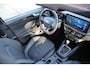 Ford Focus 1.0EB 155PK HYBRID ST-LINE X AUTOMATIC | Elektrisch glazen panorama-dak | Lichtmetalen velgen 19'' | Panoramadak | Premium kleur | Verwarmde voorruit | Verwarmde voorruit | Navigatiesysteem full map | Airco (automatisch) | Cruise control | Elektrisch verstelbare bestuurdersstoel | St