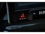 Ford Focus 1.0EB 155PK HYBRID ST-LINE X AUTOMATIC | Elektrisch glazen panorama-dak | Lichtmetalen velgen 19'' | Panoramadak | Premium kleur | Verwarmde voorruit | Verwarmde voorruit | Navigatiesysteem full map | Airco (automatisch) | Cruise control | Elektrisch verstelbare bestuurdersstoel | St