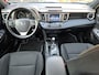 Toyota RAV4 2.5 HYBRID DYNAMIC NAVI EL-ACHTERKLEP TREKHAAK DAKRAILS AD-CRUISE PRIVACY-GLASS CAMERA