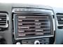 Volkswagen Touareg 3.0 TDI Exclusive Series R-Line | Panoramadak | Trekhaak | Memory | Camera | DAB |