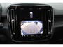 Volvo XC40 Single Motor Extended Range Plus 82 kWh | Google services | Achteruitrijcamera | Semi elektrische trekhaak | DAB radio | Draadloze telefoon lader | Elektrische bedienbare achterklep | Adaptieve cruise control
