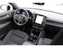 Volvo XC40 Single Motor Extended Range Plus 82 kWh | Google services | Achteruitrijcamera | Semi elektrische trekhaak | DAB radio | Draadloze telefoon lader | Elektrische bedienbare achterklep | Adaptieve cruise control