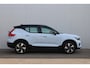 Volvo XC40 Single Motor Extended Range Plus 82 kWh | Google services | Achteruitrijcamera | Semi elektrische trekhaak | DAB radio | Draadloze telefoon lader | Elektrische bedienbare achterklep | Adaptieve cruise control