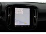 Volvo XC40 Single Motor Extended Range Plus 82 kWh | Google services | Achteruitrijcamera | Semi elektrische trekhaak | DAB radio | Draadloze telefoon lader | Elektrische bedienbare achterklep | Adaptieve cruise control
