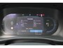 Volvo XC40 Single Motor Extended Range Plus 82 kWh | Google services | Achteruitrijcamera | Semi elektrische trekhaak | DAB radio | Draadloze telefoon lader | Elektrische bedienbare achterklep | Adaptieve cruise control