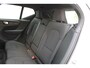 Volvo XC40 Single Motor Extended Range Plus 82 kWh | Google services | Achteruitrijcamera | Semi elektrische trekhaak | DAB radio | Draadloze telefoon lader | Elektrische bedienbare achterklep | Adaptieve cruise control