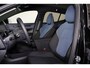 Volvo EX30 Twin Motor Performance Ultra 69 kWh - Panoramadak - Climate Pack - 360º Camera - Harman/Kardon audio - Parkeersensoren voor & achter - Extra getint glas - 19' LMV