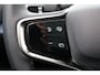 Volvo EX30 Twin Motor Performance Ultra 69 kWh - Panoramadak - Climate Pack - 360º Camera - Harman/Kardon audio - Parkeersensoren voor & achter - Extra getint glas - 19' LMV
