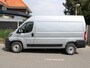 Citroën Jumper 2.2 BlueHDi 140PK L2H2 3.5t EAT8 Automaat Navigatie, Achteruitrijcamera, Trekhaak, Climate Control, Apple Carplay, Android Auto