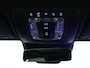 Mercedes-Benz A-klasse 250e Luxury-Line | Panorama schuif/kanteldak | Parkeersensoren + achteruitrijcamera | Multibeam Led | Sfeerverlichting | Dodehoekass | Apple CarPlay | Inclusief 24 maanden MB Certified garantie voor Europa.