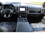 Ford F-150 USA 3.5 V6 SuperCab Platinum | Incl. 12 maanden Garantie | Stoelmassage | Stoelverwarming/ventilatie | Elektrisch verstelbaar stoelen/stuurwiel met memory | Climate controle | Navigatie | Apple CarPlay/Android Auto | Dodehoeksensoren | Trekhaak | Stoelverwarming achter | Achteruitrijcamera | Parkeersensoren | SONY Audiosysteem | Keyless entry/start | Stuurwiel verwarmd | Origineel NL auto | NAP |