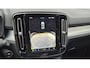 Volvo XC40 2.0 B3 Plus Dark - Stoelverwarming - Stuurverwarming - Harman Kardon Audio - Camera achter - Metallic lak
