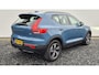 Volvo XC40 2.0 B3 Plus Dark - Stoelverwarming - Stuurverwarming - Harman Kardon Audio - Camera achter - Metallic lak