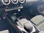 Mercedes-Benz A-klasse A 180 Business Solution AMG | NL Auto | Sfeerverlichting | Burmester | Pano | Memory | Stoelverwarming | Camera |