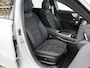 Mercedes-Benz A-klasse 180 Business Solution AMG | Night edition | Panoramadak | Memory stoelen | Head-up display | Stoelverwarming | Dodehoekassistent | AMG Line Plus