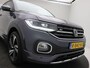 Volkswagen T-Cross 1.0 TSI R-Line 110PK / Adaptieve Cruise Control / Digitaal Dashbord / Navigatie / 18" LMV / Airco Climate Control / Parkeersensoren rondom / Historie aanwezig /