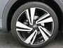 Volkswagen T-Cross 1.0 TSI R-Line 110PK / Adaptieve Cruise Control / Digitaal Dashbord / Navigatie / 18" LMV / Airco Climate Control / Parkeersensoren rondom / Historie aanwezig /