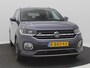 Volkswagen T-Cross 1.0 TSI R-Line 110PK / Adaptieve Cruise Control / Digitaal Dashbord / Navigatie / 18" LMV / Airco Climate Control / Parkeersensoren rondom / Historie aanwezig /