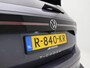 Volkswagen T-Cross 1.0 TSI R-Line 110PK / Adaptieve Cruise Control / Digitaal Dashbord / Navigatie / 18" LMV / Airco Climate Control / Parkeersensoren rondom / Historie aanwezig /