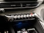 Peugeot 3008 1.6 HYbrid 225 Allure 225Pk Automaat (PANORAMADAK, APPLE CARPLAY, MEMORY SEATS, LEDER, STOELVERWARMING, ADAPTIVE CRUISE, FOCAL AUDIO, TREKHAAK, GETINT GLAS, ELEK ACHTERKLEP, NIEUWSTAAT)