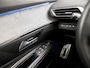 Peugeot 3008 1.6 HYbrid 225 Allure 225Pk Automaat (PANORAMADAK, APPLE CARPLAY, MEMORY SEATS, LEDER, STOELVERWARMING, ADAPTIVE CRUISE, FOCAL AUDIO, TREKHAAK, GETINT GLAS, ELEK ACHTERKLEP, NIEUWSTAAT)